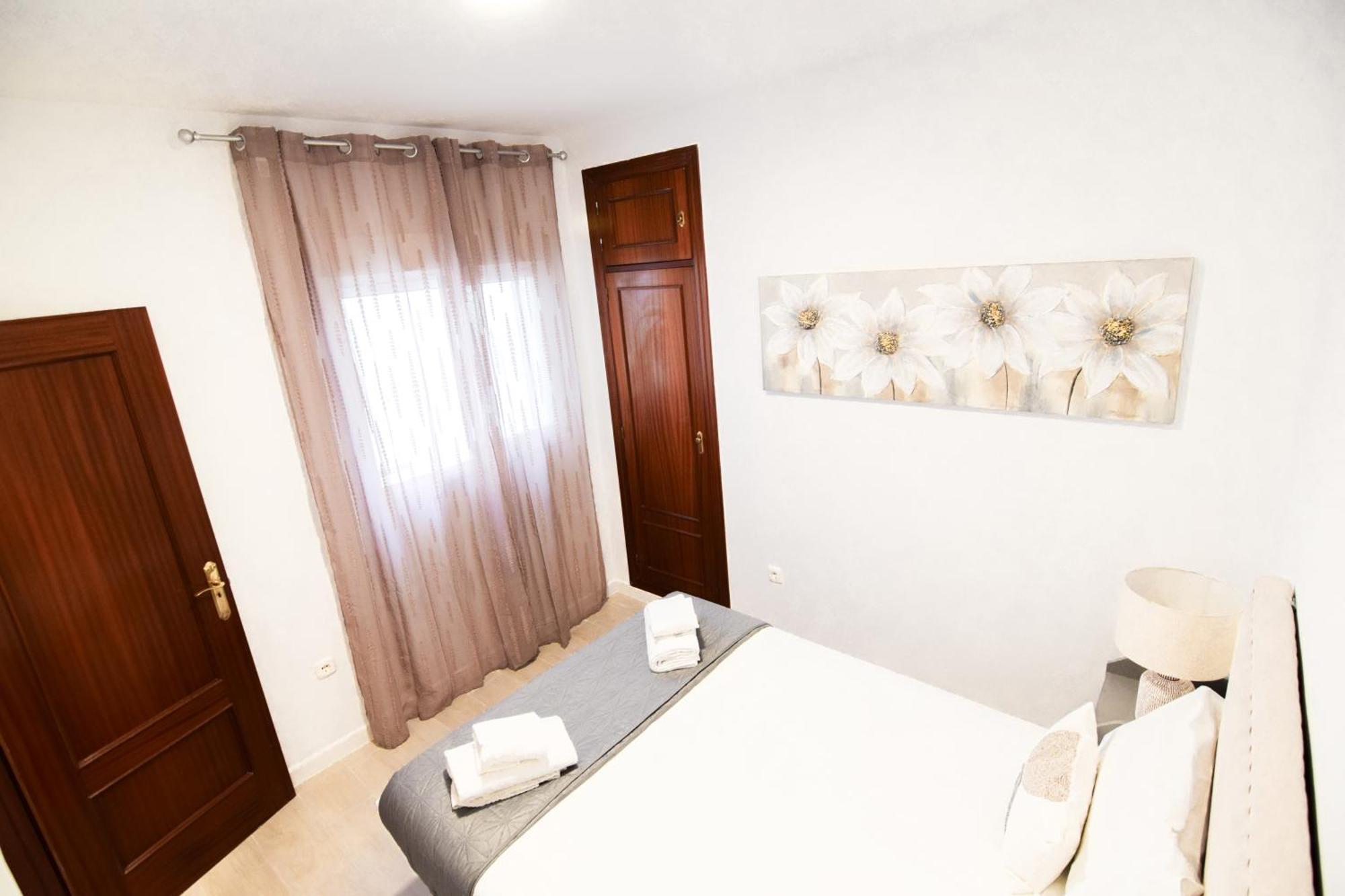 Letmalaga Cobblestone St. Apartment Exterior photo