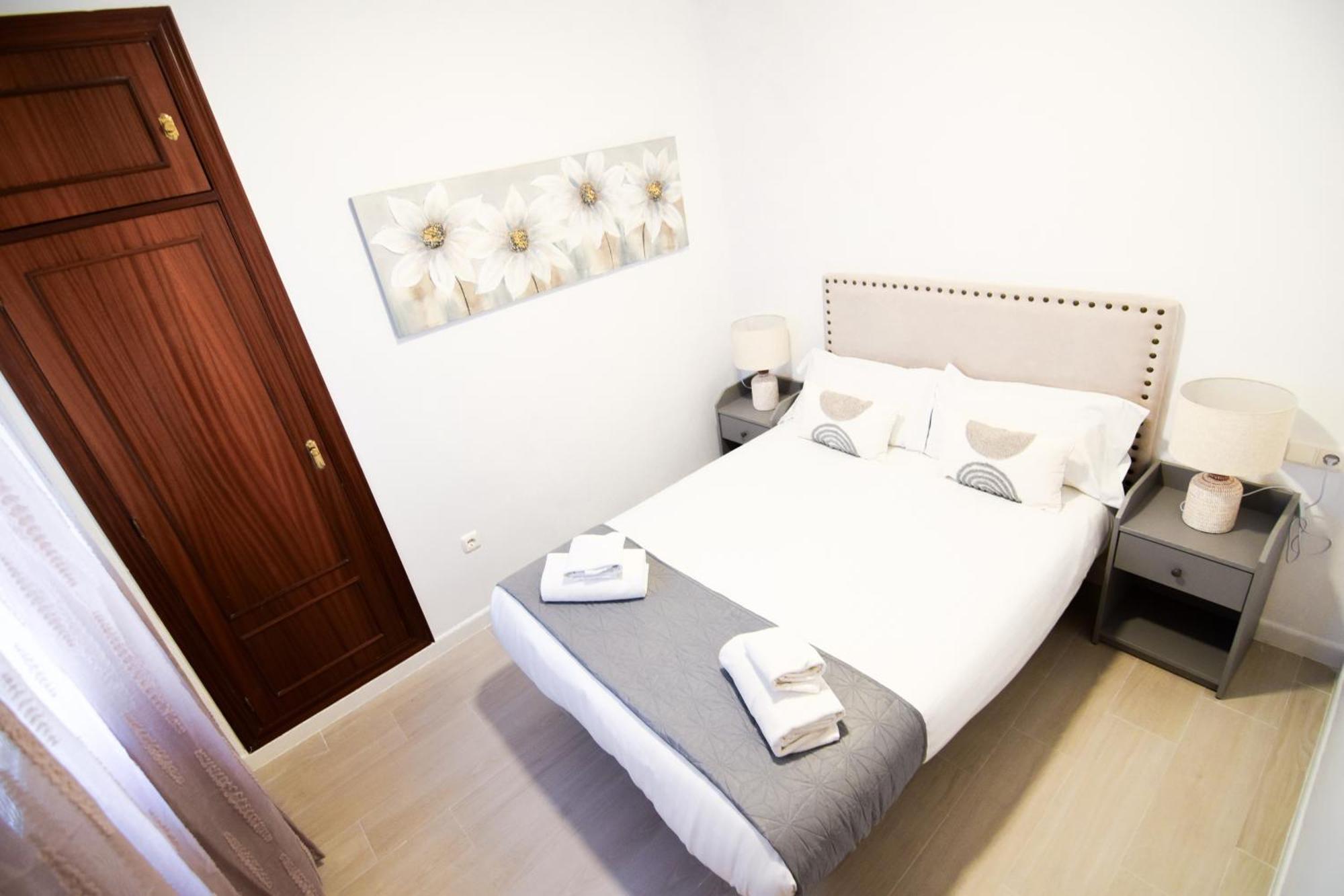 Letmalaga Cobblestone St. Apartment Exterior photo